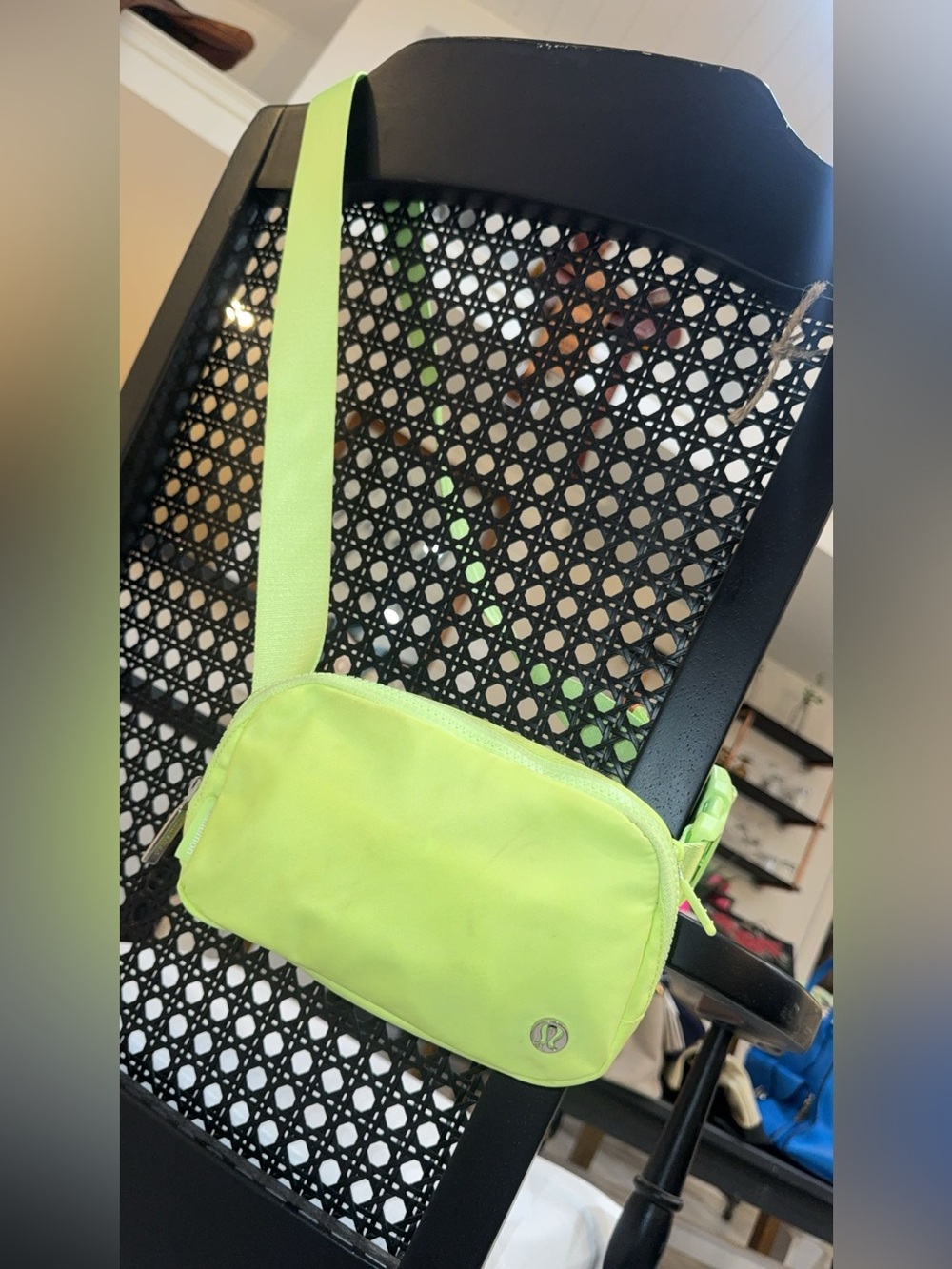 Lululemon Everywhere Belt Bag Neon Lime Green✨